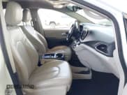 ✅ 2018 Chrysler Pacifica Hybrid Touring L • VIN: 2C4RC1L78JR172717 • Lot: 42444338. Listed on IAAI with 240,282 mi. Free auction sales archive from the USA and detailed vehicle history report at DreamBid. Image 5.