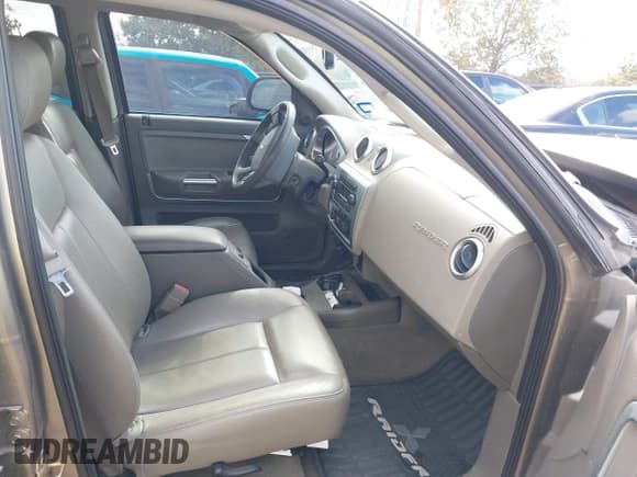 ✅ 2006 Mitsubishi Raider • VIN: 1Z3HC48N96S542993 • Lot: 41295145. Listed on IAAI with 166,413 mi. Free auction sales archive from the USA and detailed vehicle history report at DreamBid. Image 5.