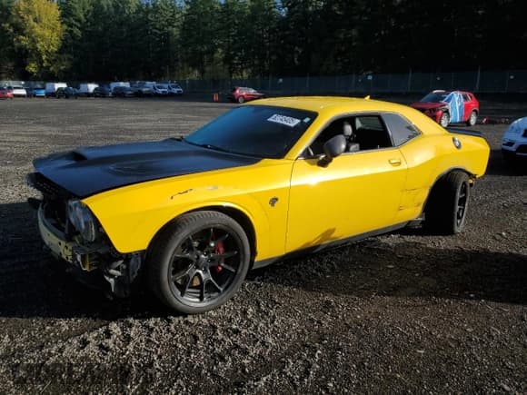 ✅ 2017 Dodge Challenger SRT Hellcat • VIN: 2C3CDZC96HH508579 • Lot: 82745405. Listed on Copart with 73,030 mi. Free auction sales archive from the USA and detailed vehicle history report at DreamBid. Image 1.