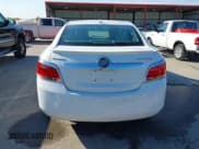 ✅ 2013 Buick LaCrosse Leather • VIN: 1G4GC5ER0DF327944 • Lot: 43626737. Wystawiony na IAAI z przebiegiem 54 691 mil. Bezpłatny archiwum sprzedaży aukcyjnych z USA i szczegółowy raport historii pojazdu na DreamBid. Zdjęcie 17.