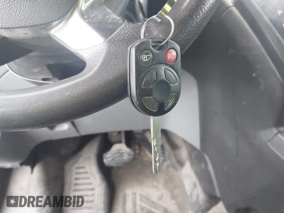 ✅ 2015 Ford Transit Cargo • VIN: 1FTNR2CM1FKB25334 • Lot: 43527517. Listed on IAAI with 178,023 mi. Free auction sales archive from the USA and detailed vehicle history report at DreamBid. Image 11.