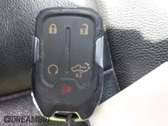 ✅ 2019 Chevrolet Silverado 1500 LT Trail Boss • VIN: 1GCPYFED9KZ260613 • Lot: 42157001. Wystawiony na IAAI z przebiegiem 99 039 mil. Bezpłatny archiwum sprzedaży aukcyjnych z USA i szczegółowy raport historii pojazdu na DreamBid. Zdjęcie 11.