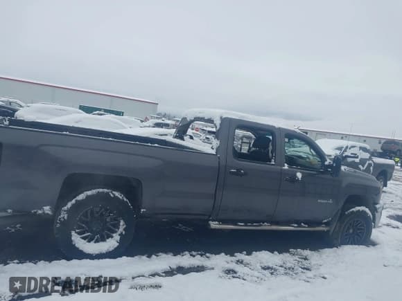 ✅ 2011 Chevrolet Silverado 2500HD LT • VIN: 1GC1KXCG9BF197640 • Lot: 43748797. Listed on IAAI with 128,726 mi. Free auction sales archive from the USA and detailed vehicle history report at DreamBid. Image 13.