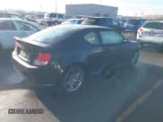 ✅ 2013 Scion tC • VIN: JTKJF5C77D3048245 • Lot: 43850828. Wystawiony na IAAI z przebiegiem 207 024 mil. Bezpłatny archiwum sprzedaży aukcyjnych z USA i szczegółowy raport historii pojazdu na DreamBid. Zdjęcie 4.