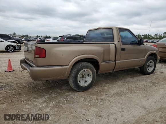 1997 Chevrolet S-10 LS с VIN 1GCCS1447V8134460, выставлен на аукционе Copart как лот 63841934 с пробегом 231 634 миль миль и Чистый • Clean title. История ставок и продаж доступна на DreamBid. Изображение 3.