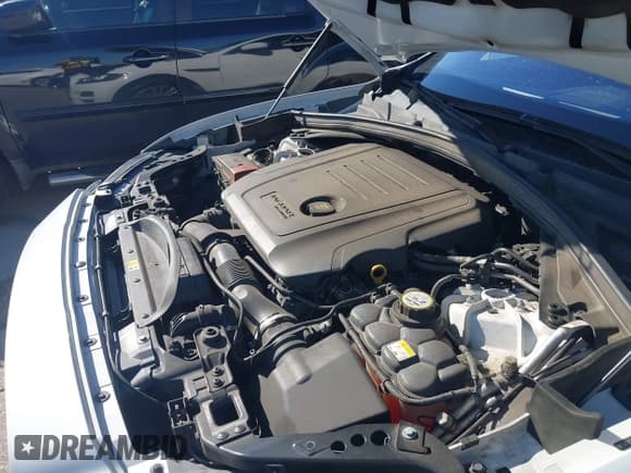 ✅ 2017 Jaguar F-Pace 20d Prestige • VIN: SADCK2BN9HA086916 • Lot: 43624094. Wystawiony na IAAI z przebiegiem 120 852 mil. Bezpłatny archiwum sprzedaży aukcyjnych z USA i szczegółowy raport historii pojazdu na DreamBid. Zdjęcie 10.