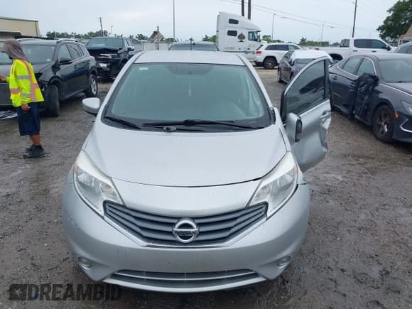 ✅ 2016 Nissan Note S • VIN: 3N1CE2CP6GL409610 • Lot: 42404655. Listed on IAAI with 70,507 mi. Free auction sales archive from the USA and detailed vehicle history report at DreamBid. Image 12.