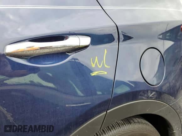 ✅ 2018 Hyundai Santa Fe 2.4L • VIN: 5XYZU3LB5JG537680 • Lot: 62268272. Wystawiony na Copart z przebiegiem Nie podano mil. Skorzystaj z bezpłatnego archiwum sprzedaży aukcyjnych z USA i zobacz szczegółowy raport historii pojazdu na DreamBid. Zdjęcie 9.