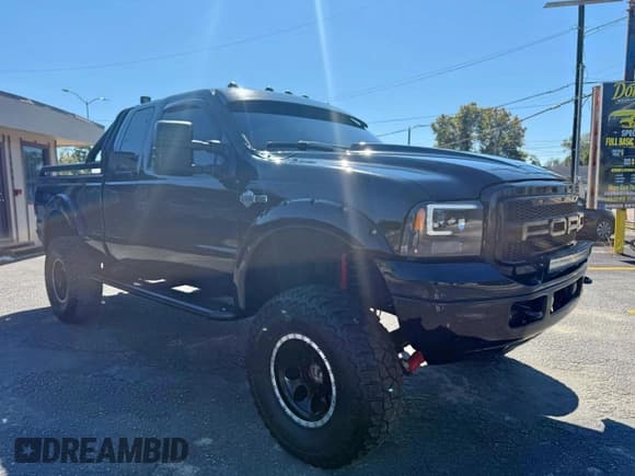 ✅ 2007 Ford F-250 XL • VIN: 1FTSX21P77EA55179 • Лот: 93964415. Опубликован ранее на Copart с пробегом 168 581 миль. Бесплатный доступ к архиву аукционных продаж из США и подробный отчёт об истории автомобиля на DreamBid. Изображение 2.