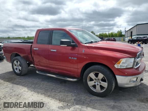 ✅ 2010 Dodge 1500 SLT • VIN: 1D7RB1GT4AS218378 • Lot: 57312785. Wystawiony na Copart z przebiegiem 81 417 mil. Bezpłatny archiwum sprzedaży aukcyjnych z USA i szczegółowy raport historii pojazdu na DreamBid. Zdjęcie 4.