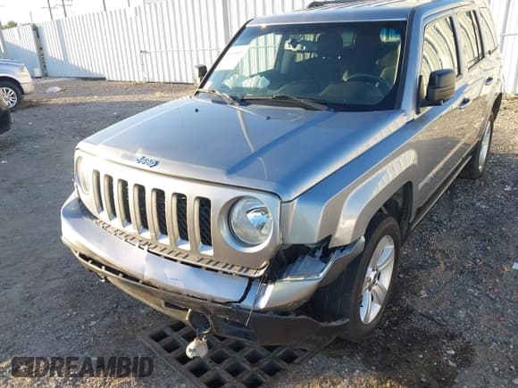 ✅ 2017 Jeep Patriot High Altitude • VIN: 1C4NJPFA5HD161475 • Лот: 43651461. Опубликован ранее на IAAI с пробегом 108 142 миль. Бесплатный доступ к архиву аукционных продаж из США и подробный отчёт об истории автомобиля на DreamBid. Изображение 6.