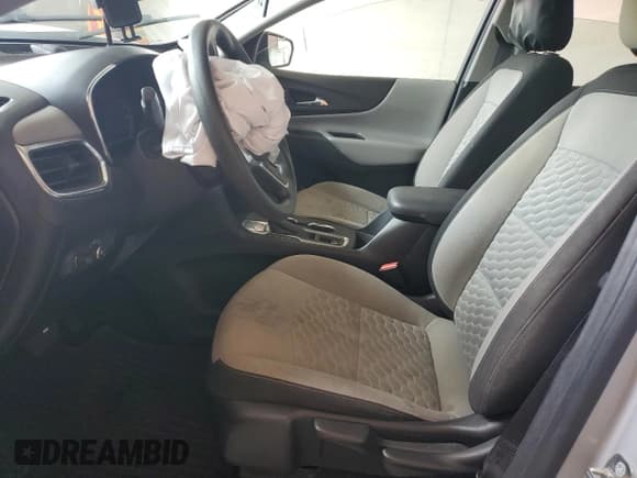 ✅ 2018 Chevrolet Equinox LS • VIN: 2GNAXHEV4J6351500 • Лот: 69482895. Опубликован ранее на Copart с пробегом 120 718 миль. Бесплатный доступ к архиву аукционных продаж из США и подробный отчёт об истории автомобиля на DreamBid. Изображение 7.