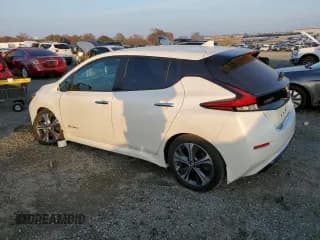 ✅ 2019 Nissan LEAF SV • VIN: 1N4AZ1CP9KC300300 • Lot: 72649882. Wystawiony na Copart z przebiegiem 18 361 mil. Bezpłatny archiwum sprzedaży aukcyjnych z USA i szczegółowy raport historii pojazdu na DreamBid. Zdjęcie 2.