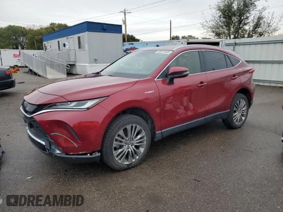 ✅ 2021 Toyota Venza XLE • VIN: JTEAAAAH4MJ072262 • Lot: 86876405. Wystawiony na Copart z przebiegiem 4 860 mil. Bezpłatny archiwum sprzedaży aukcyjnych z USA i szczegółowy raport historii pojazdu na DreamBid. Zdjęcie 1.