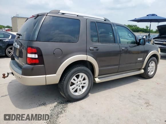 ✅ 2006 Ford Explorer Eddie Bauer • VIN: 1FMEU64EX6UB16337 • Лот: 57350035. Опубликован ранее на Copart с пробегом 111 736 миль. Бесплатный доступ к архиву аукционных продаж из США и подробный отчёт об истории автомобиля на DreamBid. Изображение 3.