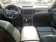 ✅ 2021 Volkswagen Atlas SE • VIN: 1V2HR2CA3MC550966 • Lot: 44736935. Listed on Copart with 91,152 mi. Free auction sales archive from the USA and detailed vehicle history report at DreamBid. Image 8.