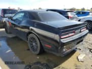 ✅ 2018 Dodge Challenger T/A • VIN: 2C3CDZBT9JH116408 • Lot: 46701994. Wystawiony na Copart z przebiegiem 28 237 mil. Bezpłatny archiwum sprzedaży aukcyjnych z USA i szczegółowy raport historii pojazdu na DreamBid. Zdjęcie 2.