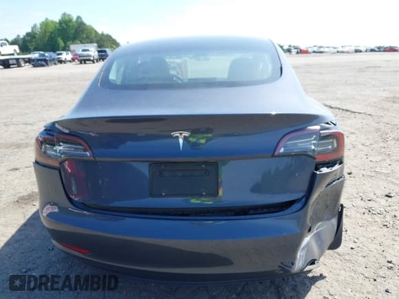 ✅ 2023 Tesla Model 3 • VIN: 5YJ3E1EA8PF400213 • Lot: 42117720. Listed on IAAI with 54,529 mi. Free auction sales archive from the USA and detailed vehicle history report at DreamBid. Image 15.