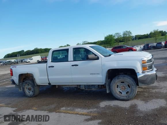 ✅ 2017 Chevrolet Silverado 2500HD Work Truck • VIN: 1GC1KUEYXHF225748 • Lot: 42691810. Listed on IAAI with 119,151 mi. Free auction sales archive from the USA and detailed vehicle history report at DreamBid. Image 14.