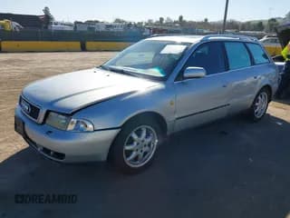 ✅ 1998 Audi A4 • VIN: WAUGD28D5WA235015 • Лот: 41744703. Опубликован ранее на IAAI с пробегом 233 432 миль. Бесплатный доступ к архиву аукционных продаж из США и подробный отчёт об истории автомобиля на DreamBid. Изображение 2.
