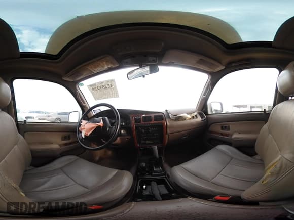 ✅ 1996 Toyota 4Runner Limited • VIN: JT3HN87R7T0030631 • Lot: 42255229. Listed on IAAI with 193,837 mi. Free auction sales archive from the USA and detailed vehicle history report at DreamBid. Image 18.