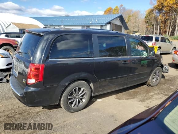 ✅ 2017 Dodge Grand Caravan SXT • VIN: 2C4RDGCG6HR737637 • Lot: 89804615. Listed on Copart with 109,345 mi. Free auction sales archive from the USA and detailed vehicle history report at DreamBid. Image 3.