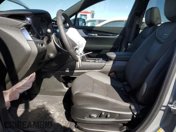 ✅ 2025 Cadillac XT6 AWD Premium Luxury • VIN: 1GYKPDRS1SZ107664 • Lot: 49882435. Listed on Copart with 594 mi. Free auction sales archive from the USA and detailed vehicle history report at DreamBid. Image 7.