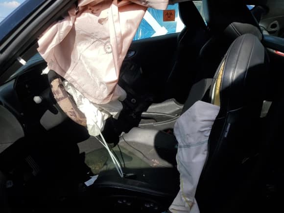 ✅ 2025 Nissan Z Performance • VIN: JN1BZ4BH7SM410933 • Lot: 71972275. Wystawiony na Copart z przebiegiem 13 445 mil. Bezpłatny archiwum sprzedaży aukcyjnych z USA i szczegółowy raport historii pojazdu na DreamBid. Zdjęcie 7.