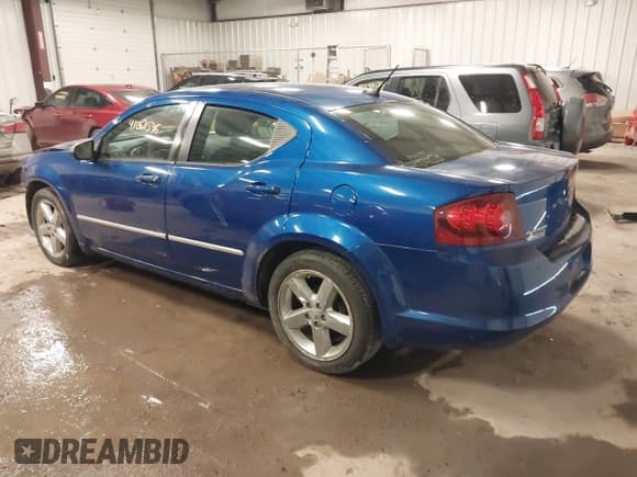 ✅ 2013 Dodge Avenger SE • VIN: 1C3CDZAB4DN688085 • Лот: 41268596. Опубликован ранее на IAAI с пробегом 105 835 миль. Бесплатный доступ к архиву аукционных продаж из США и подробный отчёт об истории автомобиля на DreamBid. Изображение 3.