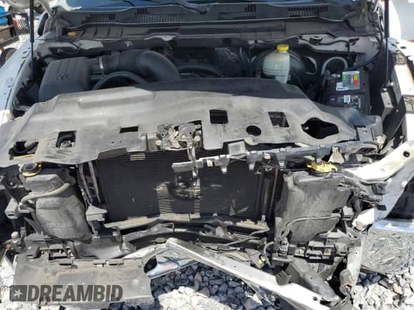 2015 Ram 1500 SLT z VIN 1C6RR6GTXFS578403, wystawiony jako Copart lot #68004065 z przebiegiem 142 903 mil mil oraz Czysty tytuł • Clean title. Historia ofert i sprzedaży dostępna na DreamBid. Obrazek 11.