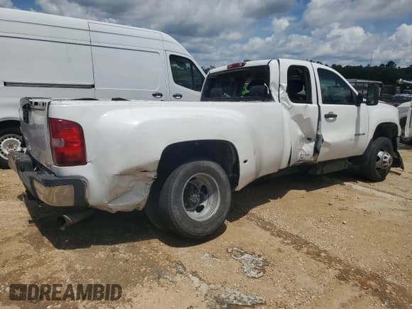 ✅ 2012 GMC Sierra 1500 • VIN: 1GT512C86CZ300044 • Lot: 57880595. Listed on Copart with 545,837 mi. Free auction sales archive from the USA and detailed vehicle history report at DreamBid. Image 3.