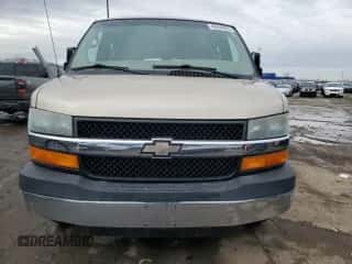 2006 Chevrolet Express Passenger с VIN 1GAHG39U561269015, выставлен на аукционе Copart как лот 46694605 с пробегом 91 316 миль миль и Чистый • Clean title. История ставок и продаж доступна на DreamBid. Изображение 5.