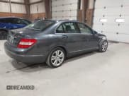 ✅ 2011 Mercedes-Benz C 300 Sport • VIN: WDDGF8BB6BR157501 • Lot: 43776352. Wystawiony na IAAI z przebiegiem 56 141 mil. Bezpłatny archiwum sprzedaży aukcyjnych z USA i szczegółowy raport historii pojazdu na DreamBid. Zdjęcie 4.