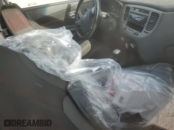 ✅ 2007 Kia Rio SX • VIN: KNADE163276293916 • Лот: 81728705. Опубликован ранее на Copart с пробегом Не указан. Бесплатный доступ к архиву аукционных продаж из США и подробный отчёт об истории автомобиля на DreamBid. Изображение 8.