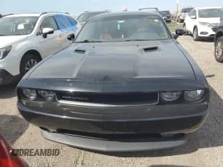 ✅ 2014 Dodge Challenger SXT • VIN: 2C3CDYAG2EH250195 • Lot: 76373964. Wystawiony na Copart z przebiegiem 149 671 mil. Bezpłatny archiwum sprzedaży aukcyjnych z USA i szczegółowy raport historii pojazdu na DreamBid. Zdjęcie 5.