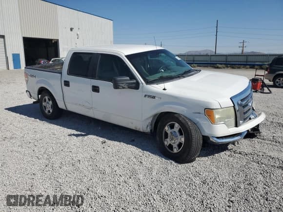 ✅ 2011 Ford F-150 XL • VIN: 1FTFW1EF5BFB11056 • Lot: 68589685. Wystawiony na Copart z przebiegiem 251 228 mil. Bezpłatny archiwum sprzedaży aukcyjnych z USA i szczegółowy raport historii pojazdu na DreamBid. Zdjęcie 4.