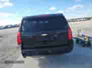 2019 Chevrolet Suburban LT z VIN 1GNSCHKCXKR161435, wystawiony jako Copart lot #90894635 z przebiegiem 189 459 mil mil oraz Czysty tytuł • Clean title. Historia ofert i sprzedaży dostępna na DreamBid. Obrazek 6.