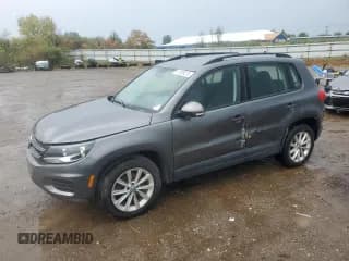 ✅ 2018 Volkswagen Tiguan • VIN: WVGBV7AX8JK004412 • Lot: 81399275. Wystawiony na Copart z przebiegiem 179 485 mil. Bezpłatny archiwum sprzedaży aukcyjnych z USA i szczegółowy raport historii pojazdu na DreamBid. Zdjęcie 1.