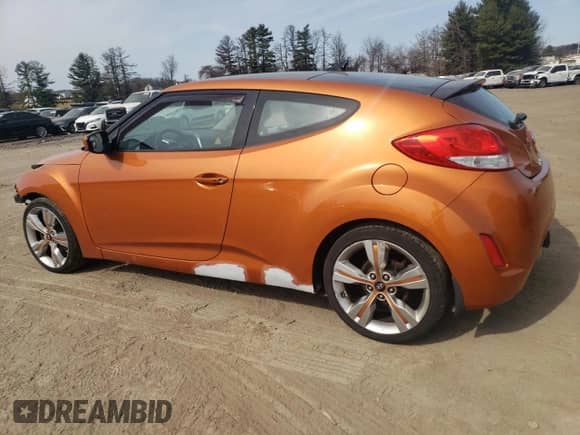✅ 2013 Hyundai Veloster RE:MIX • VIN: KMHTC6AD6DU156272 • Лот: 48770025. Размещён на Copart с пробегом 101 729 миль миль. Получите бесплатный доступ к архиву аукционных продаж из США и посмотрите подробный отчёт об истории автомобиля на DreamBid. Изображение 2.