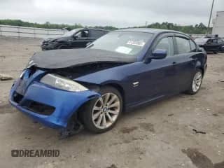 2011 BMW 3 Series 328i xDrive z VIN WBAPK7G57BNN48941, wystawiony jako Copart lot #61309585 z przebiegiem 92 741 mil mil oraz Szkoda całkowita • Salvage title. Historia ofert i sprzedaży dostępna na DreamBid. Obrazek 1.