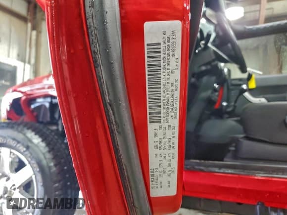 ✅ 2018 Jeep Wrangler Sahara • VIN: 1C4AJWBGXJL883118 • Lot: 93772575. Listed on Copart with 37,368 mi. Free auction sales archive from the USA and detailed vehicle history report at DreamBid. Image 13.