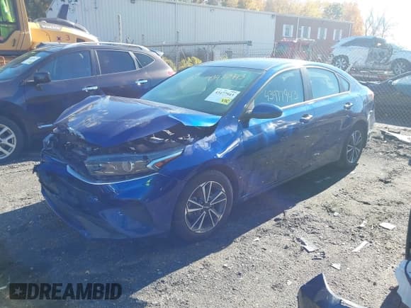 ✅ 2022 Kia Forte LXS • VIN: 3KPF24AD0NE494212 • Lot: 43477943. Wystawiony na IAAI z przebiegiem 43 837 mil. Bezpłatny archiwum sprzedaży aukcyjnych z USA i szczegółowy raport historii pojazdu na DreamBid. Zdjęcie 2.