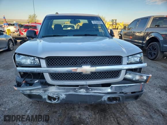✅ 2004 Chevrolet Silverado 1500 LS • VIN: 2GCEC19TX41125601 • Lot: 81934505. Listed on Copart with 115,745 mi. Free auction sales archive from the USA and detailed vehicle history report at DreamBid. Image 5.