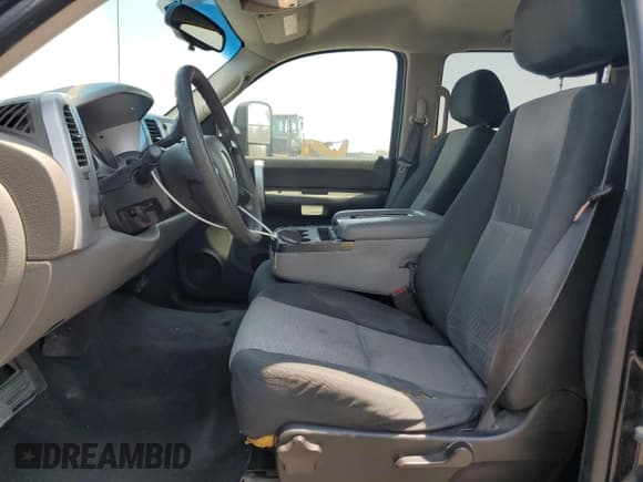 ✅ 2007 Chevrolet Silverado 1500 LS • VIN: 2GCEC13C071719241 • Lot: 64987765. Listed on Copart with 194,191 mi. Free auction sales archive from the USA and detailed vehicle history report at DreamBid. Image 7.