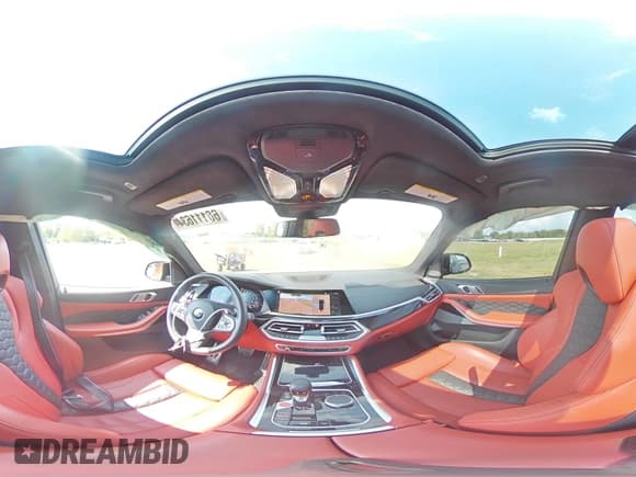 ✅ 2022 BMW X5 M • VIN: 5YMJU0C04N9J97298 • Lot: 66111634. Wystawiony na Copart z przebiegiem 12 519 mil. Bezpłatny archiwum sprzedaży aukcyjnych z USA i szczegółowy raport historii pojazdu na DreamBid. Zdjęcie 14.