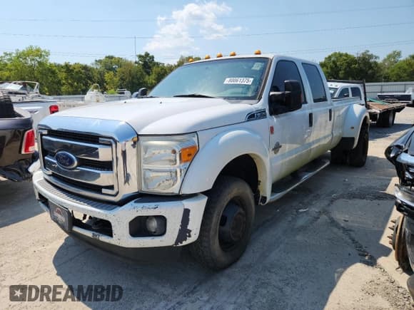 ✅ 2014 Ford F-350 XLT • VIN: 1FT8W3DT8EEB11977 • Lot: 80061375. Listed on Copart with 290,633 mi. Free auction sales archive from the USA and detailed vehicle history report at DreamBid. Image 1.