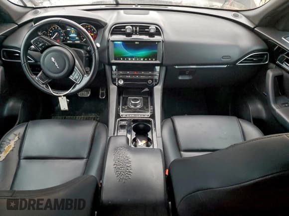 ✅ 2019 Jaguar F-Pace 25t Premium • VIN: SADCJ2FX9KA601676 • Lot: 94292615. Wystawiony na Copart z przebiegiem 106 875 mil. Bezpłatny archiwum sprzedaży aukcyjnych z USA i szczegółowy raport historii pojazdu na DreamBid. Zdjęcie 8.