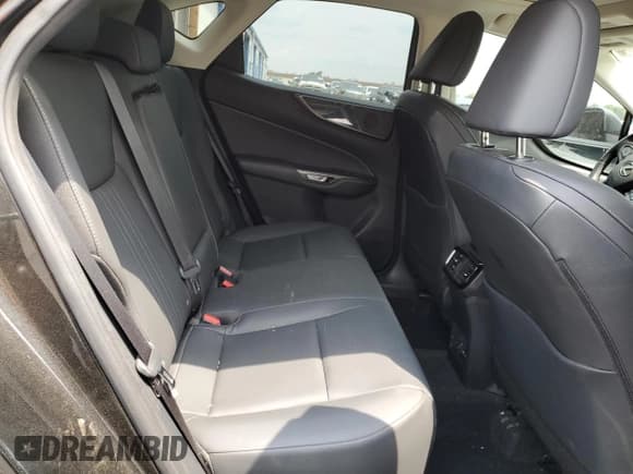 ✅ 2022 Lexus NX 350 Premium • VIN: 2T2GGCEZ6NC002122 • Lot: 65278895. Wystawiony na Copart z przebiegiem 58 337 mil. Bezpłatny archiwum sprzedaży aukcyjnych z USA i szczegółowy raport historii pojazdu na DreamBid. Zdjęcie 11.