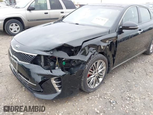 ✅ 2016 Kia Optima SXL Turbo • VIN: 5XXGV4L25GG077668 • Lot: 43427072. Listed on IAAI with 115,788 mi. Free auction sales archive from the USA and detailed vehicle history report at DreamBid. Image 6.
