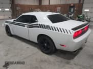 ✅ 2013 Dodge Challenger R/T • VIN: 2C3CDYBT7DH501528 • Lot: 41790514. Wystawiony na IAAI z przebiegiem 122 876 mil. Bezpłatny archiwum sprzedaży aukcyjnych z USA i szczegółowy raport historii pojazdu na DreamBid. Zdjęcie 3.